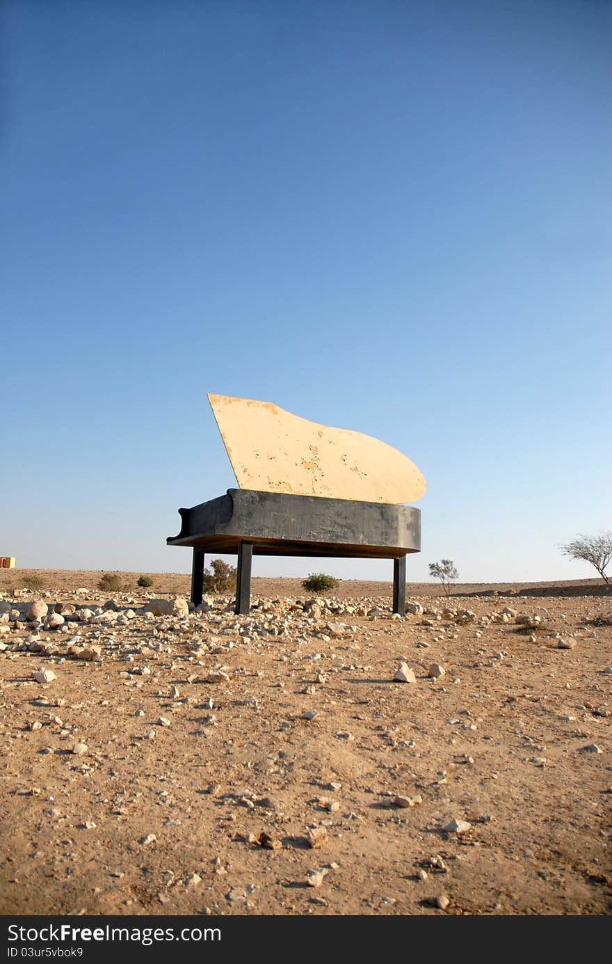 Piano in the desert