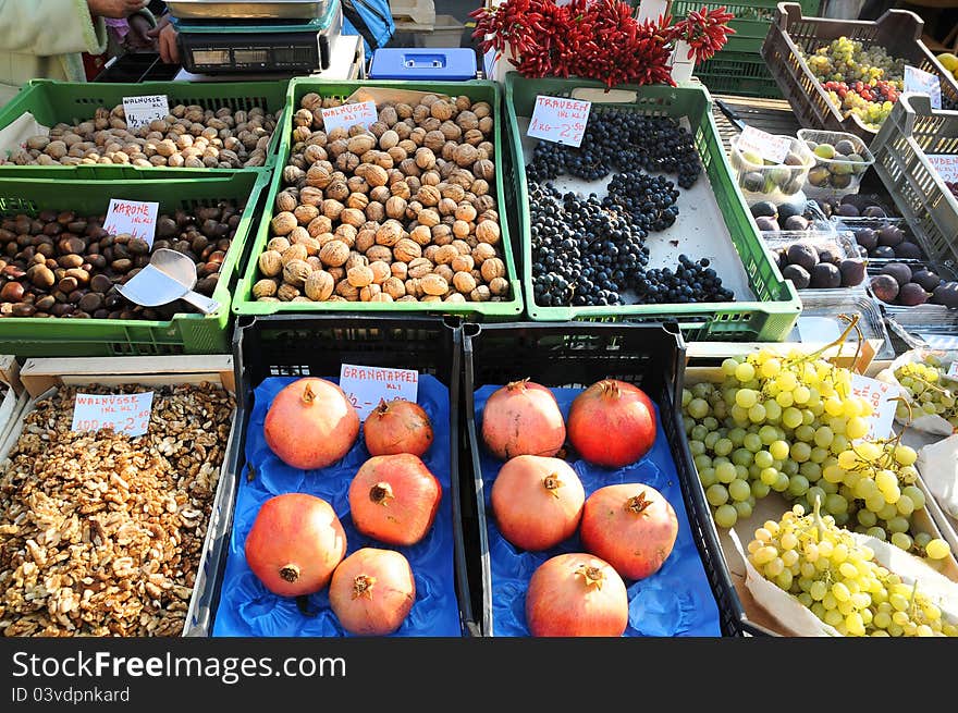 Fresh fruit on Naschmarkt in Vienna, Austria