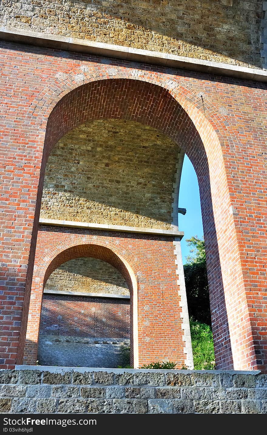 Leg of a bridge arches