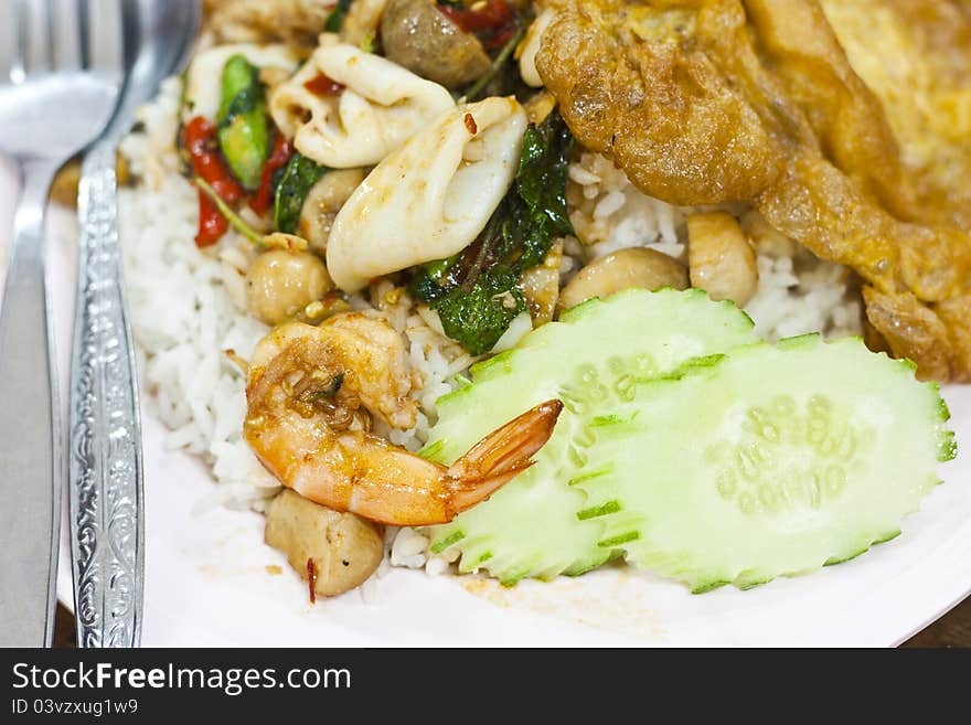 Basil Fried Rice With Shrimp,squid