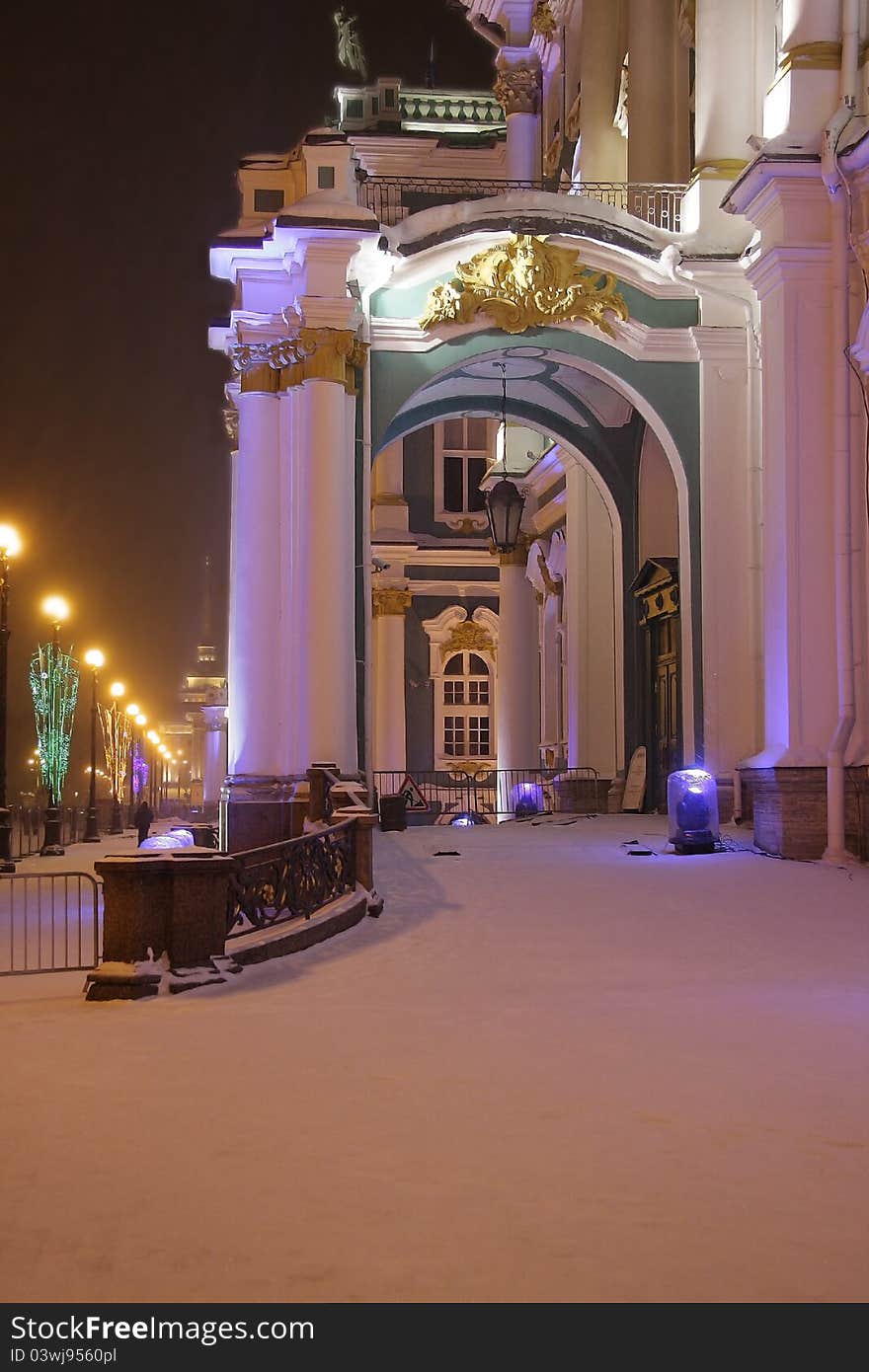 Rossiya.Sankt Petersburg. the architectural details of the Winter Palace