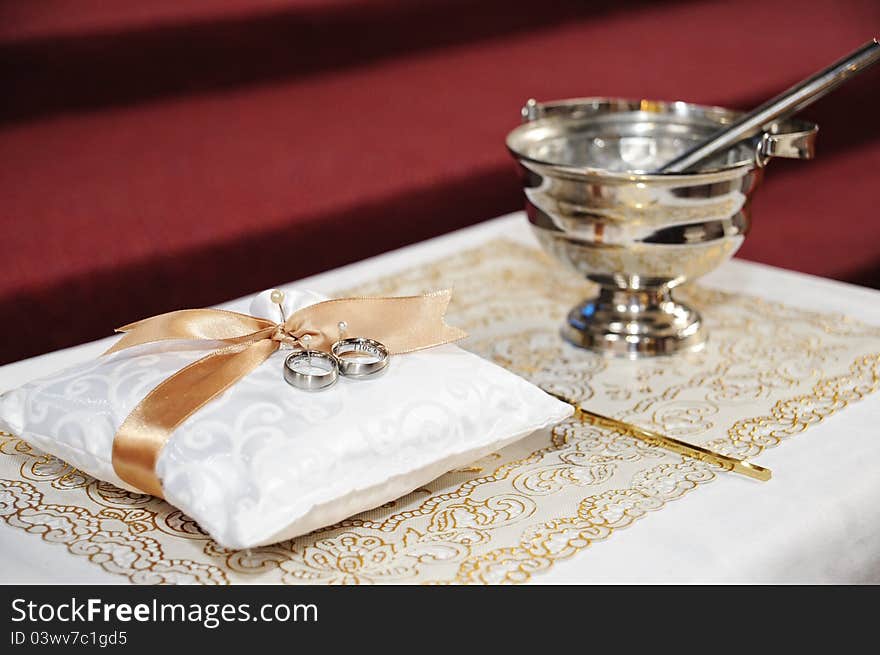 Wedding rings with holy water