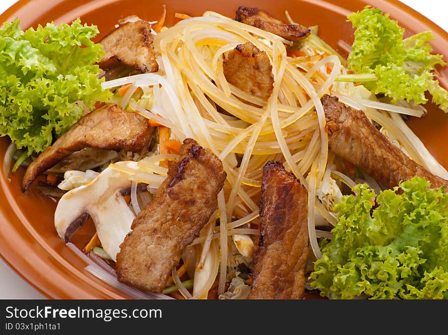 Fried Noodles with Beef and Vegetables