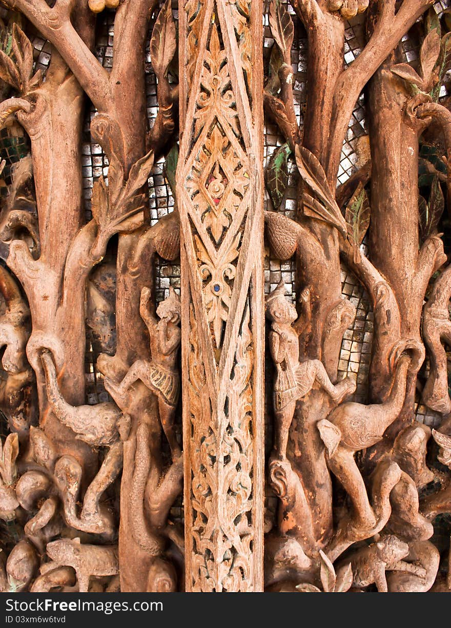 Ancient images carved in wood and About traditional Thai culture.