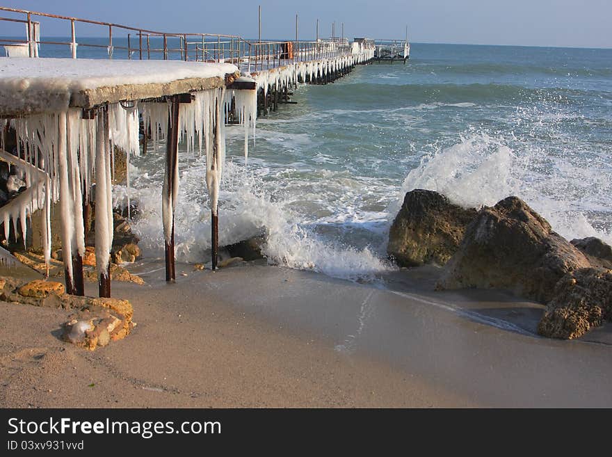 Icy bridge in the Black Sea. Icy bridge in the Black Sea.