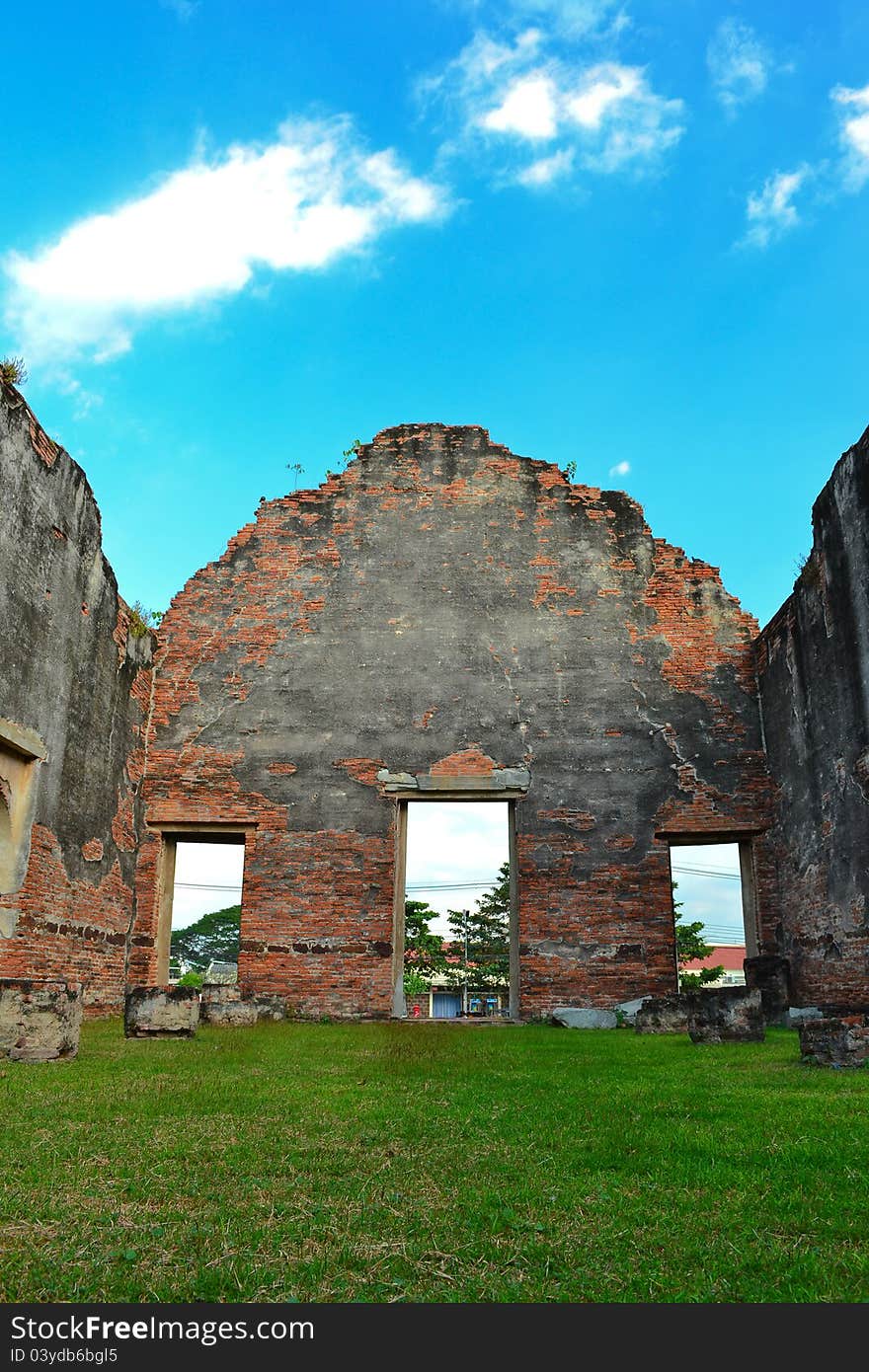 Lopburi, Thailand : Wat Phra Sri Rattana Mahathat