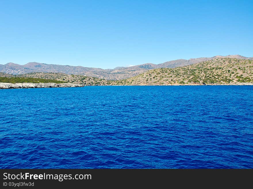 Steep banks and cliffs, towering menacingly over the waters blue Mediterranean Sea. But in their eternal struggle, there are no winners and losers. Steep banks and cliffs, towering menacingly over the waters blue Mediterranean Sea. But in their eternal struggle, there are no winners and losers.