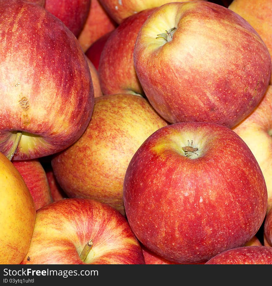 Apple at market in the town of la spezia