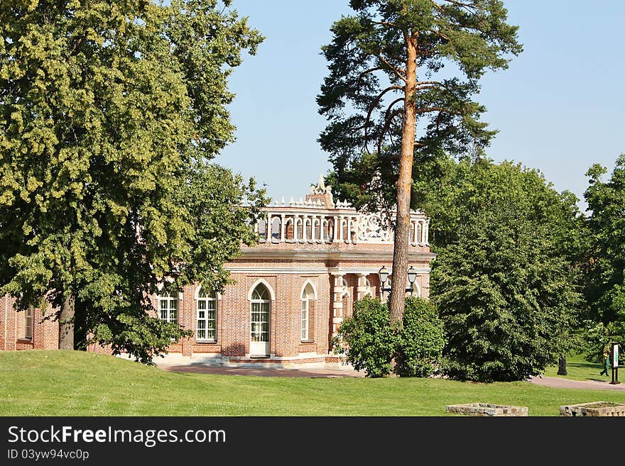 Tsaritsyno - palace and park ensemble in the south of Moscow, founded by order of Empress Catherine. Tsaritsyno - palace and park ensemble in the south of Moscow, founded by order of Empress Catherine