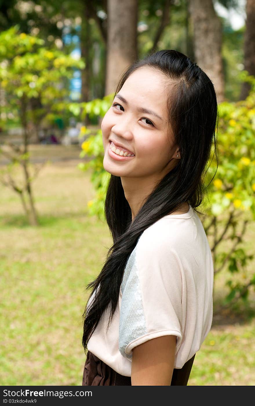 Traditional Vietnamese Girl