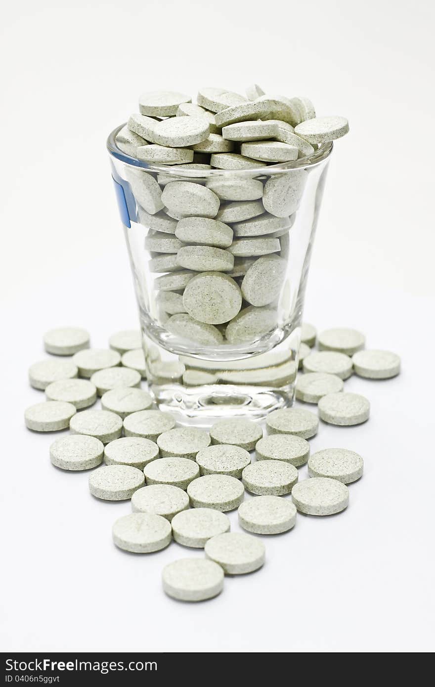 Scattered supplements ,supplements in Small glass.