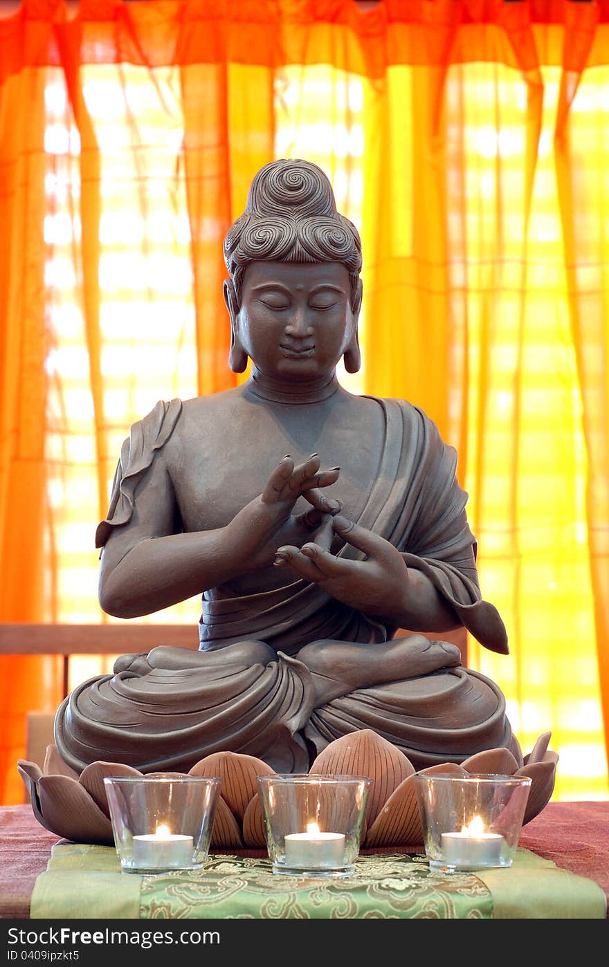 Ceramic statue of Buddha