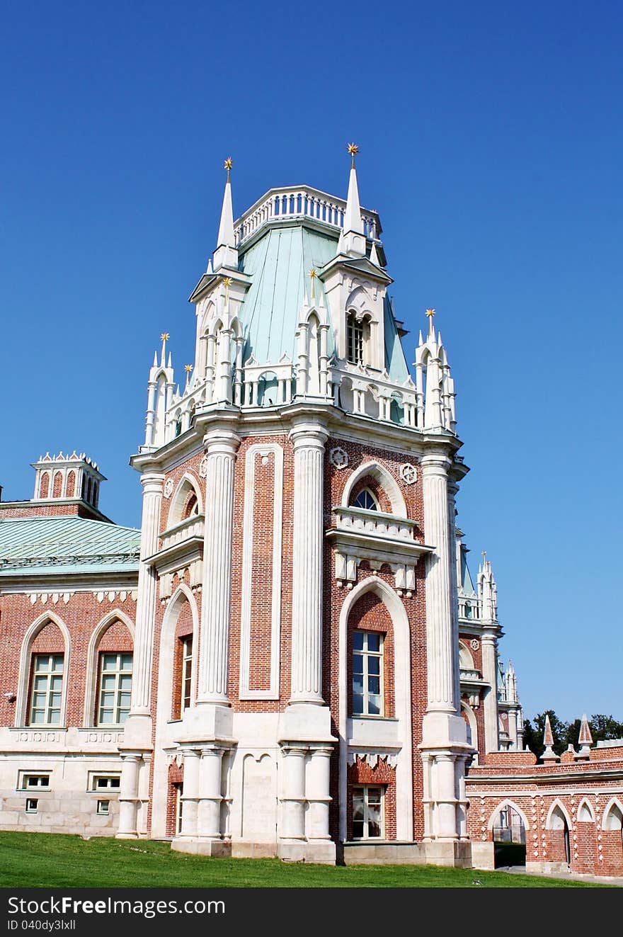 Tsaritsyno - palace and park ensemble in the south of Moscow, founded by order of Empress Catherine. Tsaritsyno - palace and park ensemble in the south of Moscow, founded by order of Empress Catherine