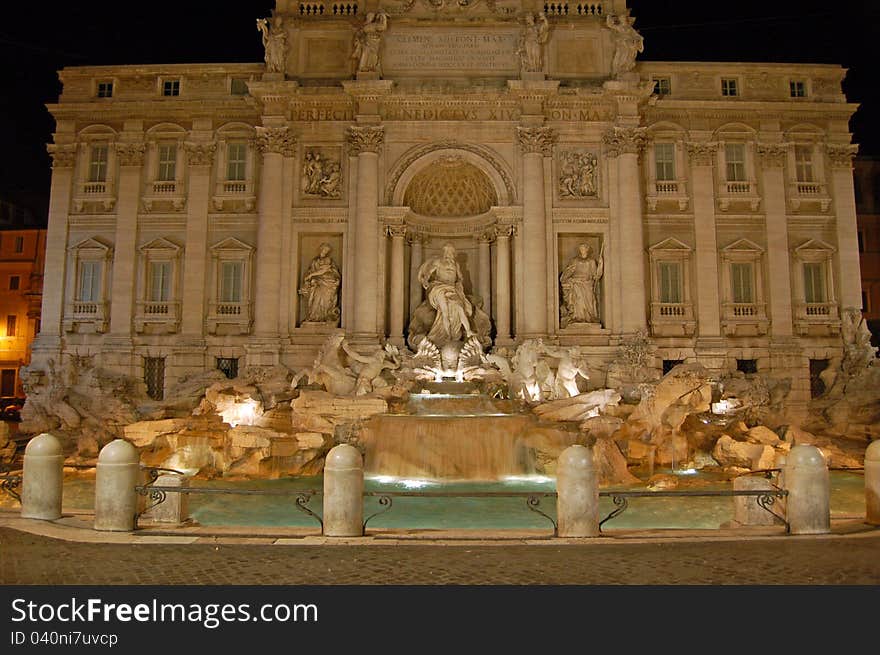 The Trevi Fountain in rome was mader famous in the fiml La Dolce Vita, today it is a magnet for all visitors to Rome. The Trevi Fountain in rome was mader famous in the fiml La Dolce Vita, today it is a magnet for all visitors to Rome