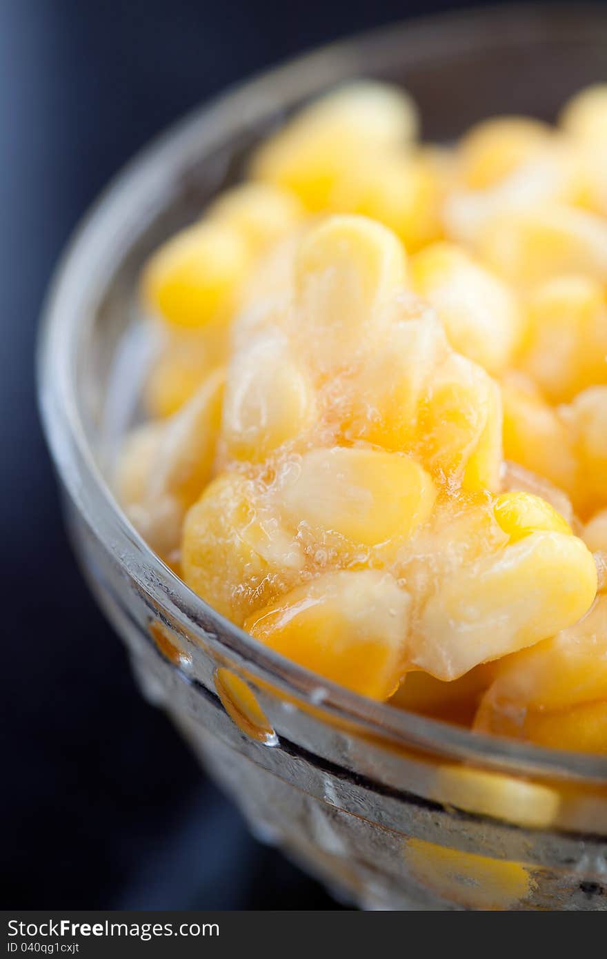 Frozen sweet corn