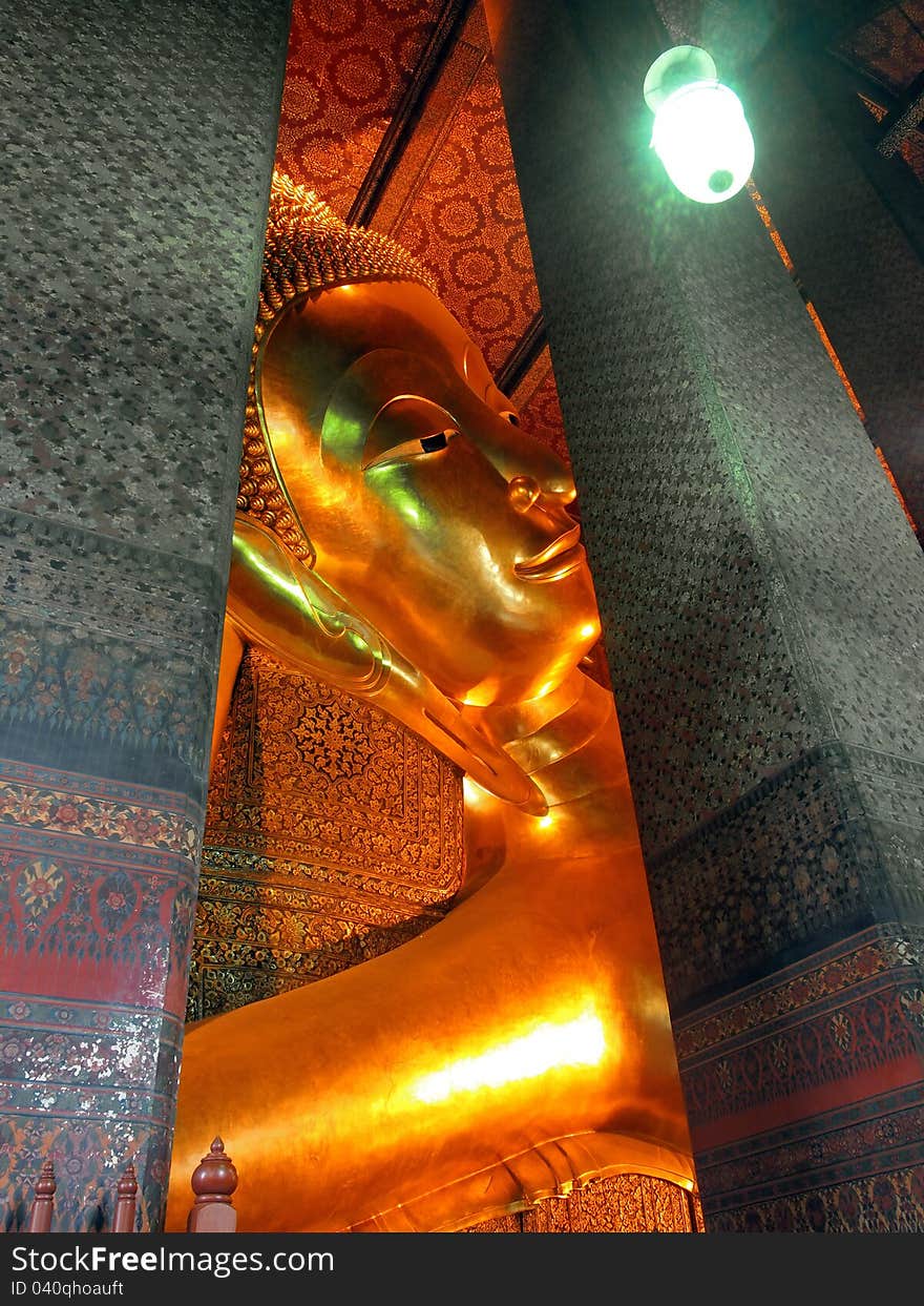 Reclining Buddha, Wat Pho, Bangkok, Thailand