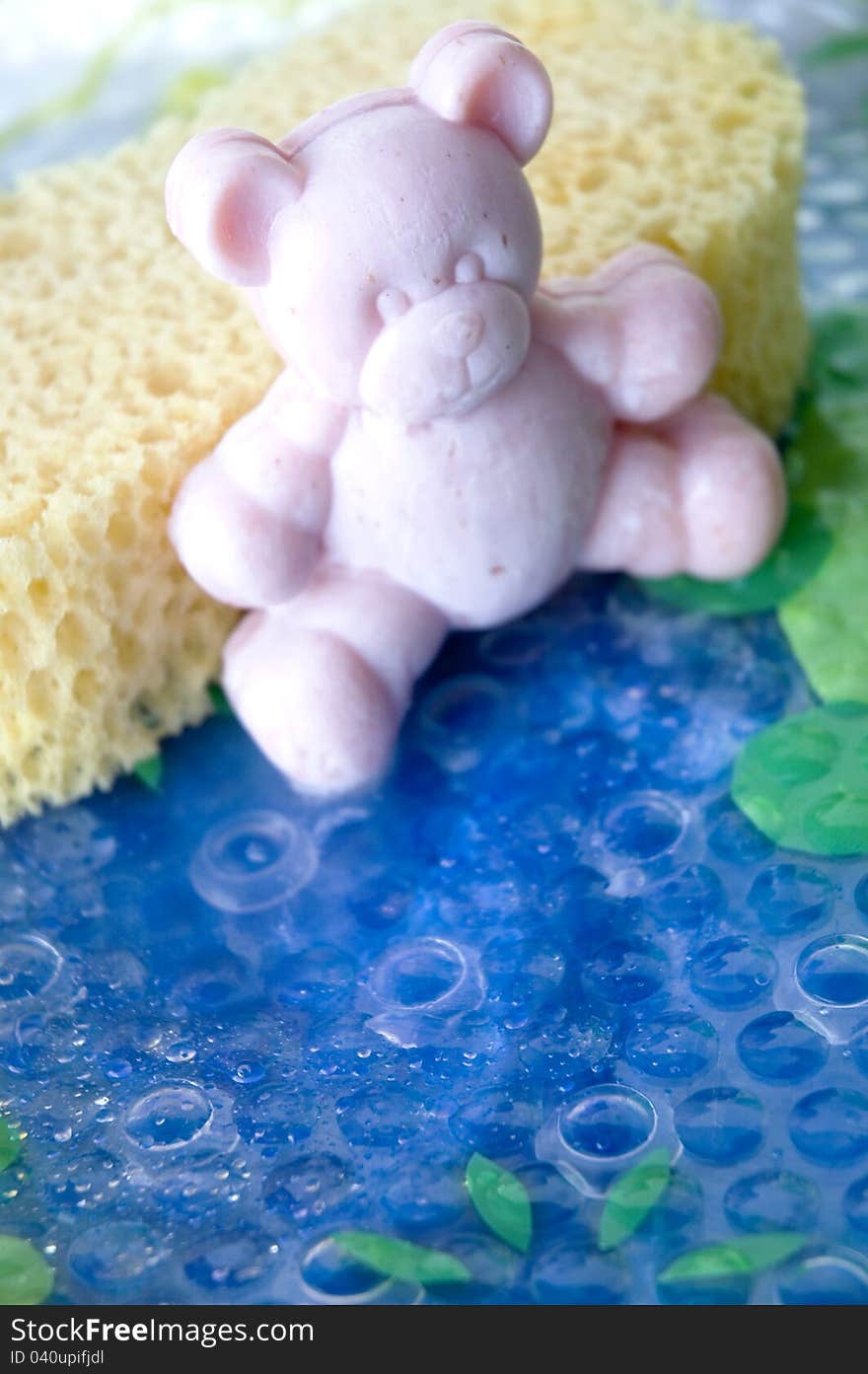 Teddy bear soap bar with sponge