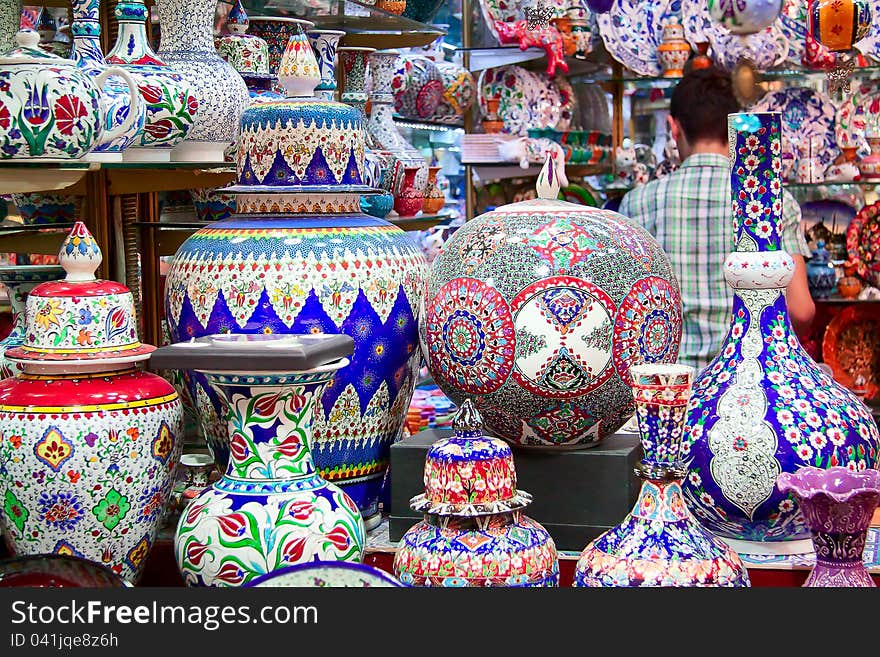 Porcelain vases, urns and pitchers