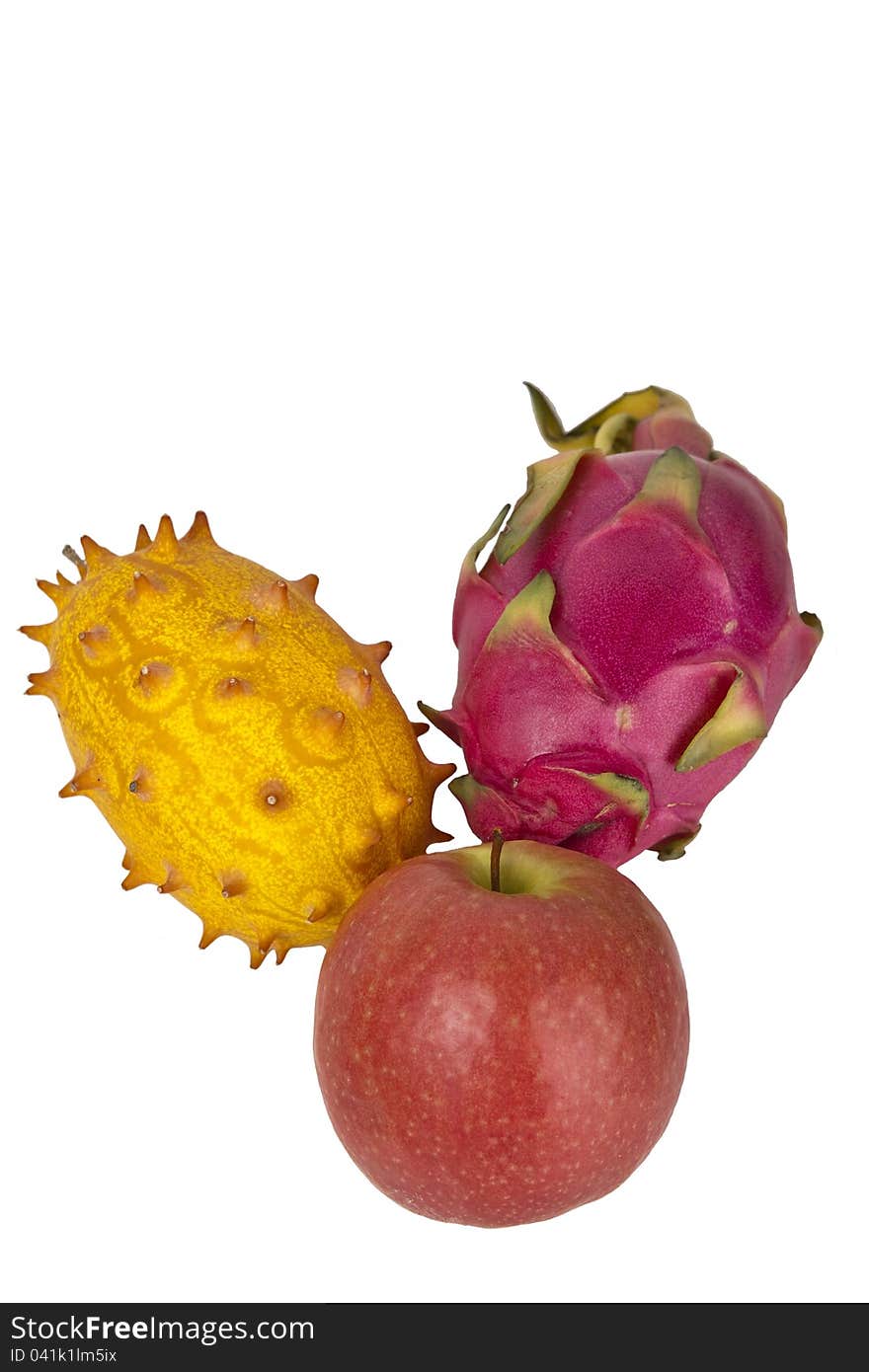 Kiwano & Pitahaya with an apple