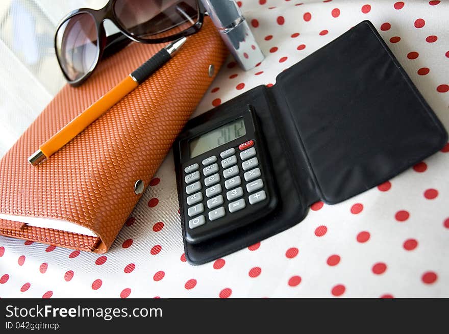 Sweet style working women table. Sweet style working women table