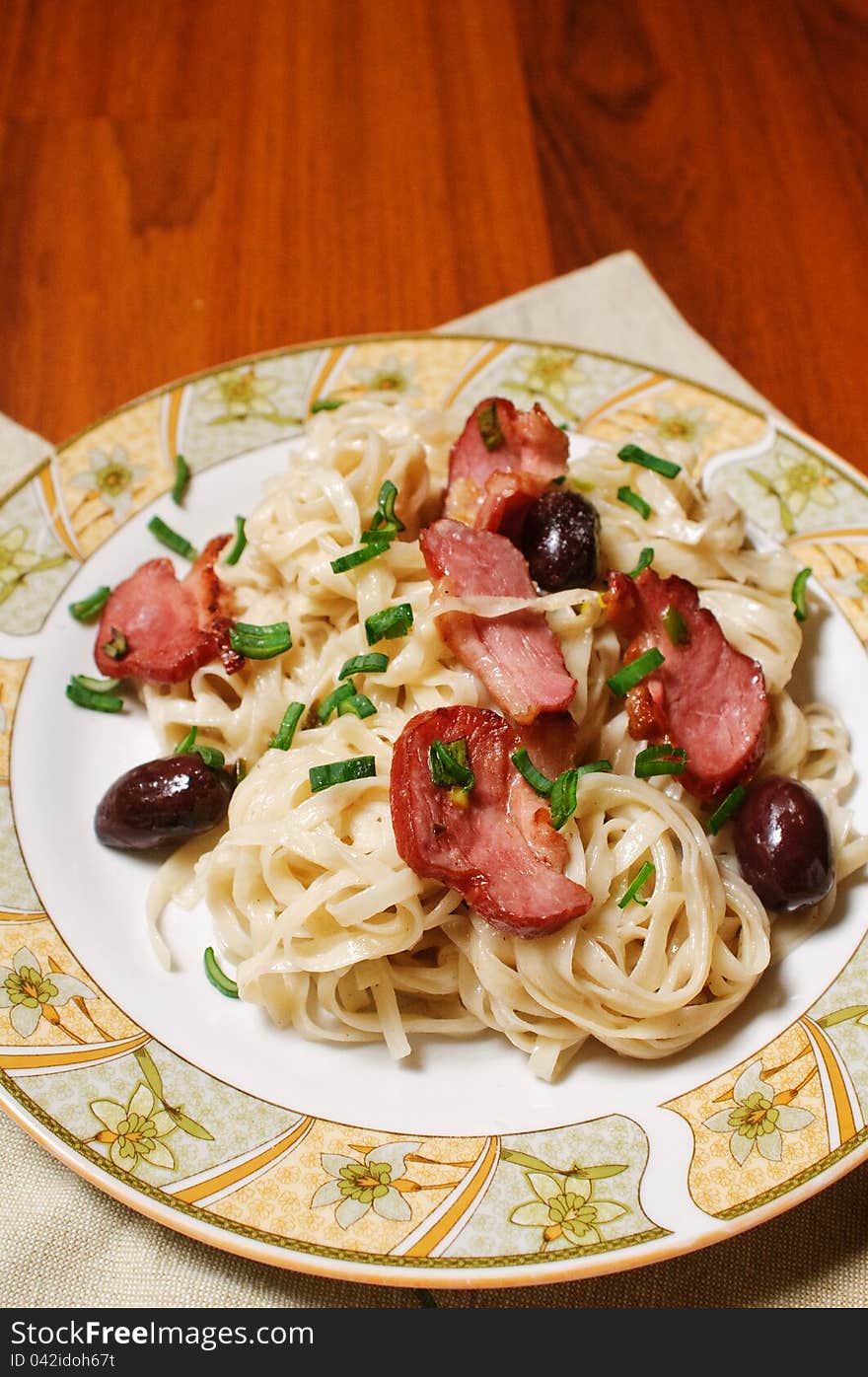 Duck breast and kalamata olives pasta