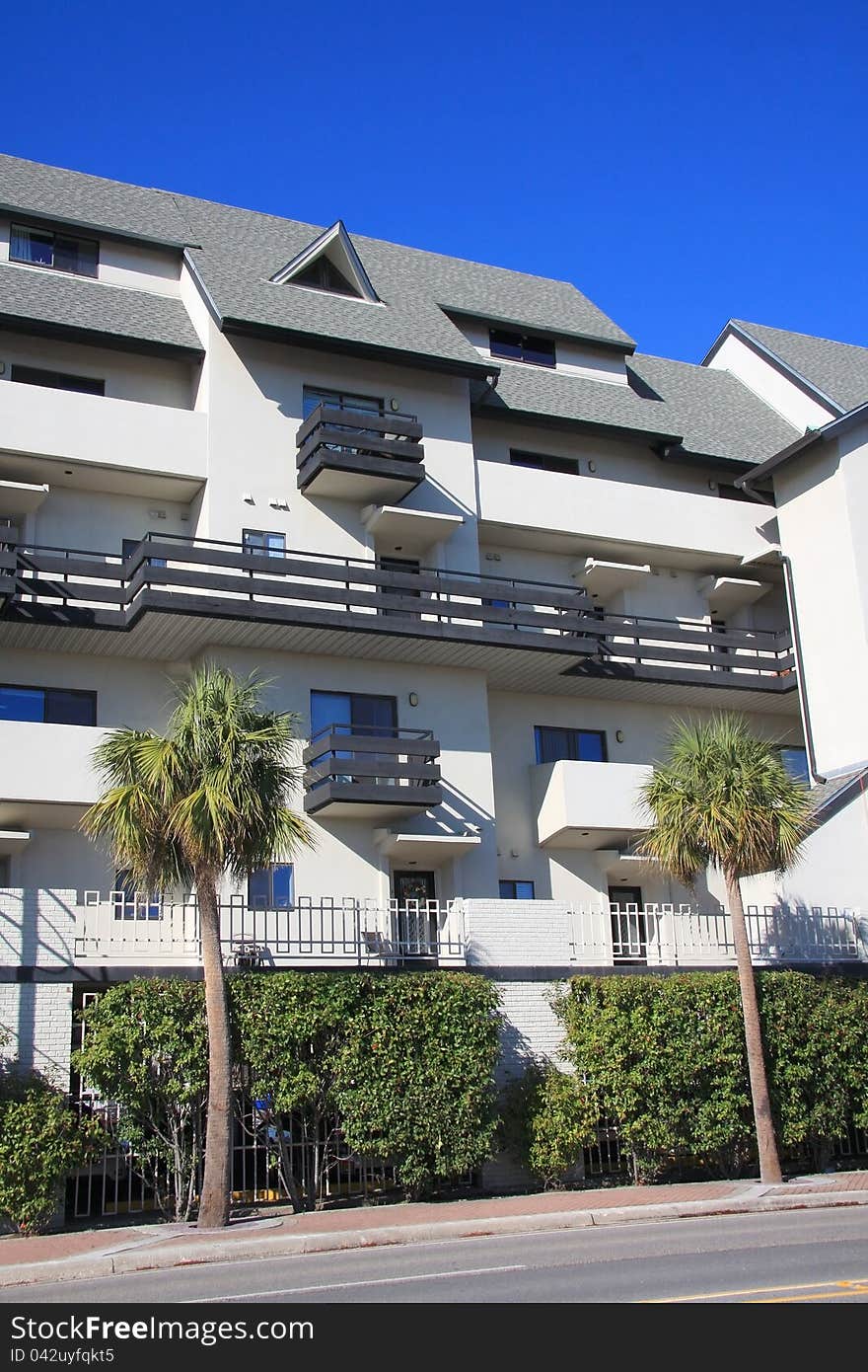 Apartment Beside The Beach