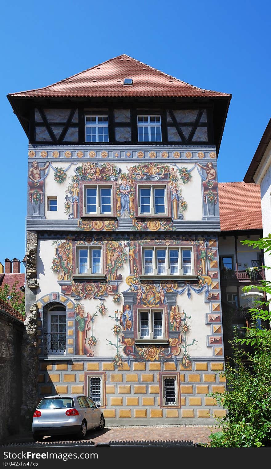 House is decorated with frescos. It is situated in German city Konstance. House is decorated with frescos. It is situated in German city Konstance.