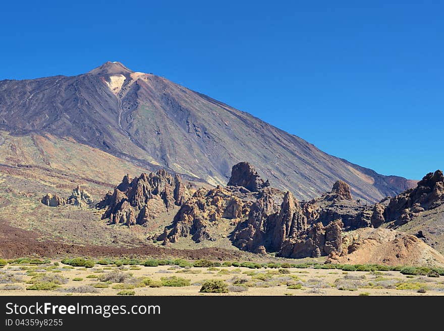 VolcanoTeida and rocks