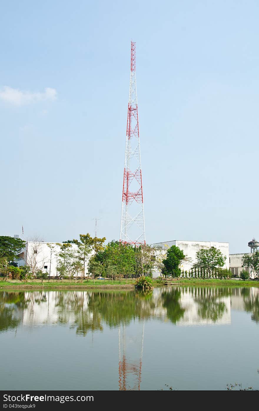 Building a radio station near the pond. Building a radio station near the pond.