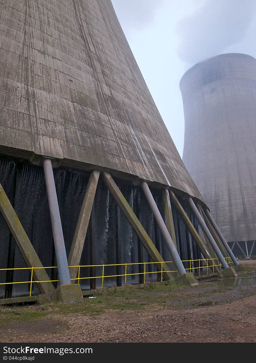 Cooling tower in a power station