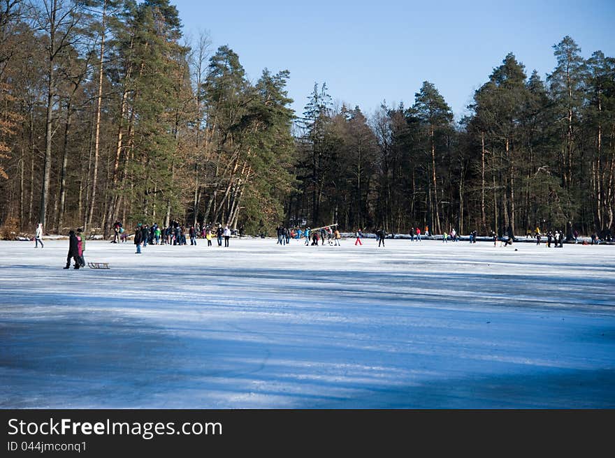 Sunday On Ice