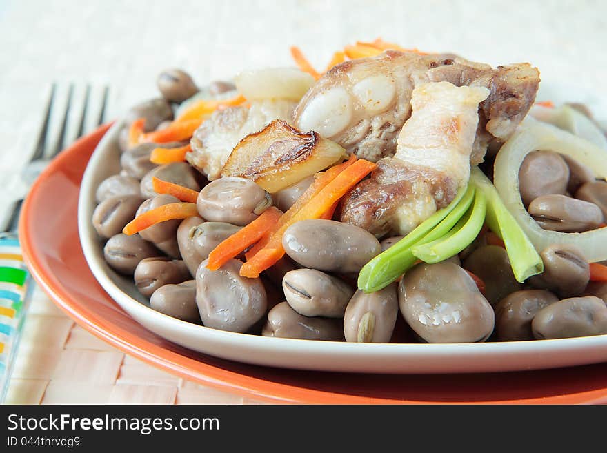 Beans Stewed With Pork Ribs, Carrots And Onions