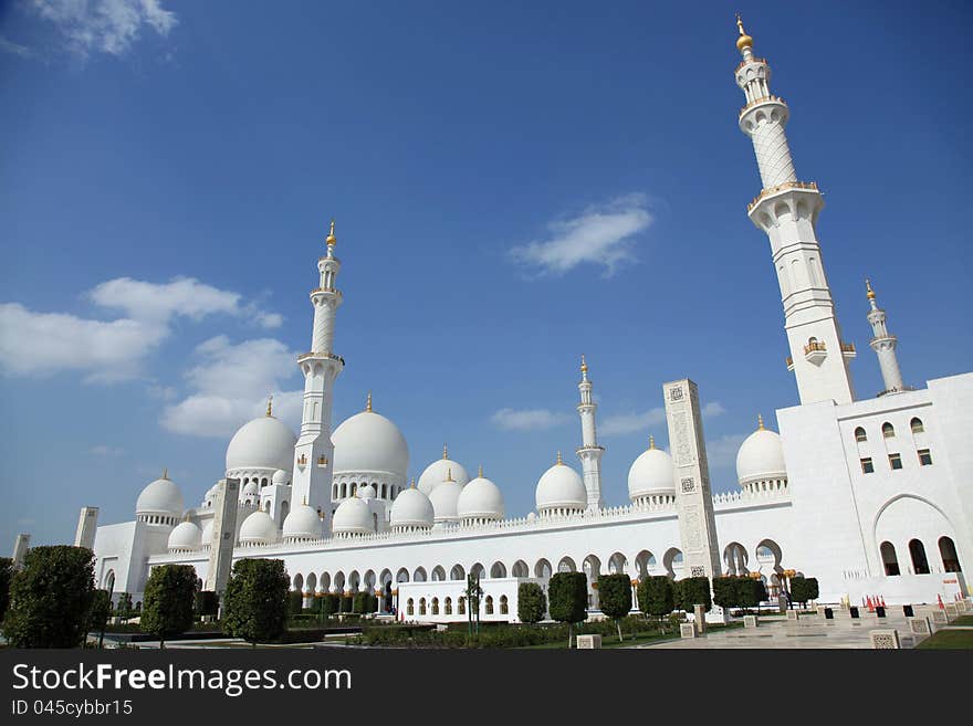 Grand Mosque National Landmark in Abu Dhabi