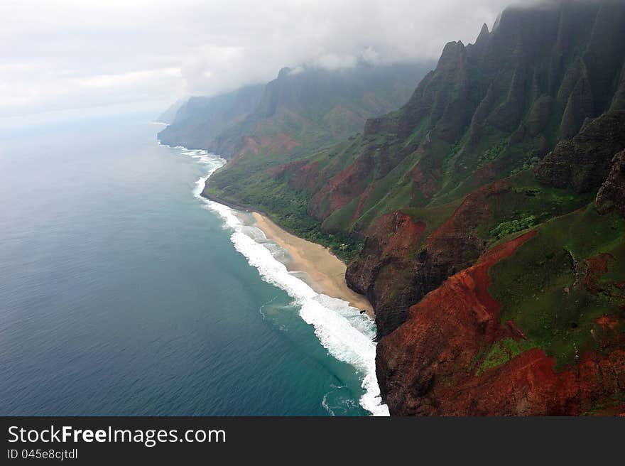 Rugged Napali Coastline of Kauai, Hawaii, USA.