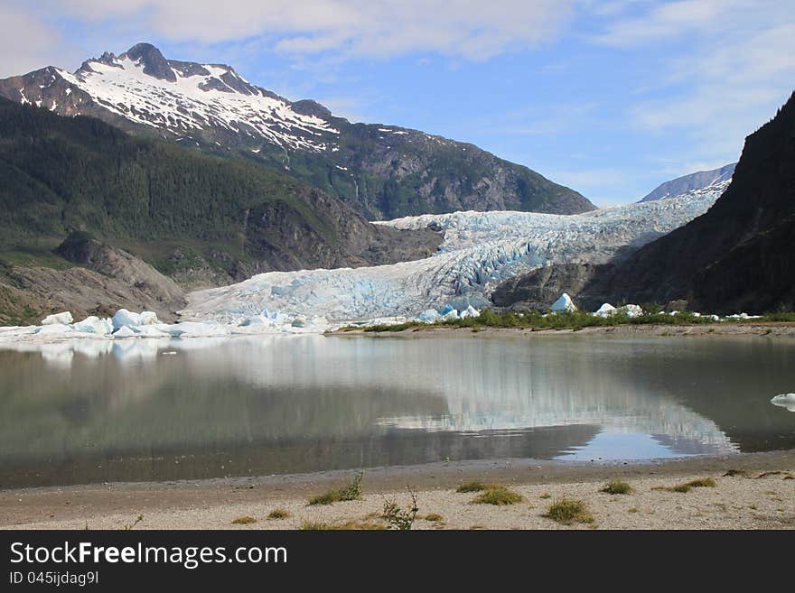 Mendenhal glacier, main tourist attraction in Juneau, Alaska