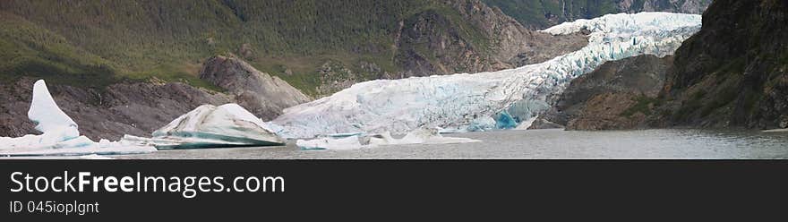 Mendenhal Glacier panorama