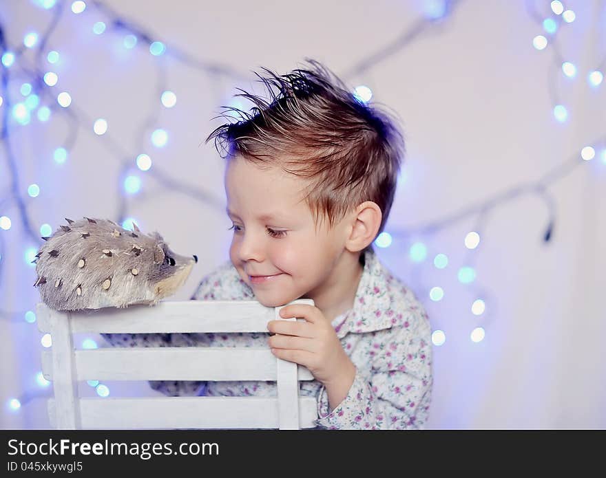 The child and a garland