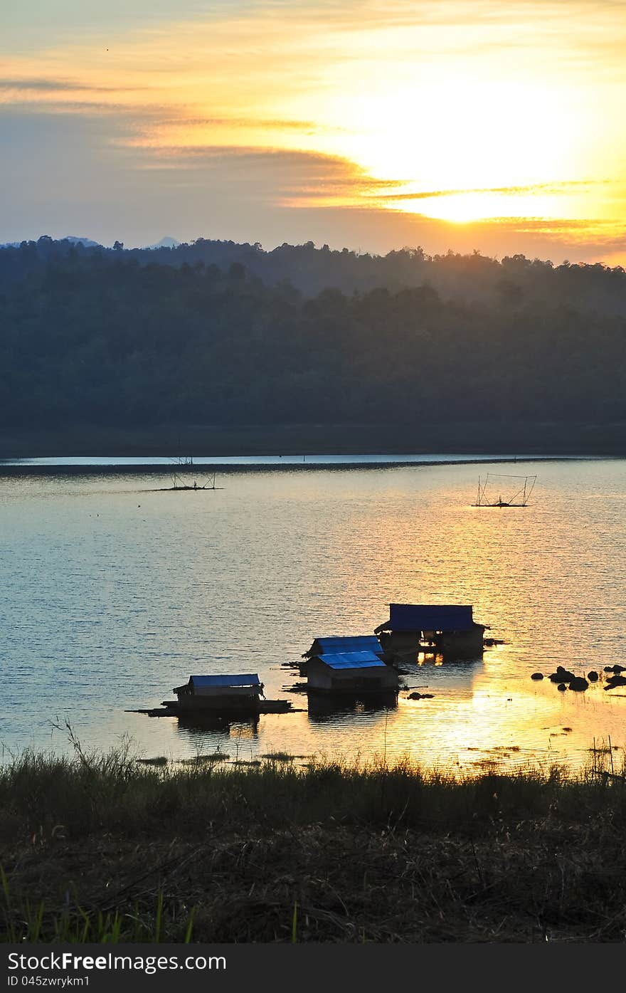 Wachiralongkorn Dam