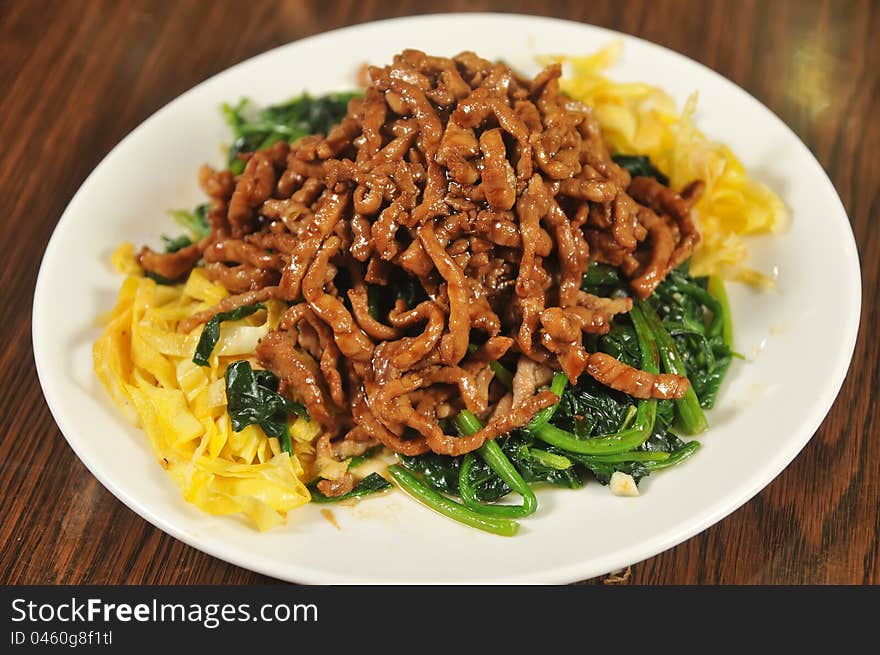 Fried pork shredded