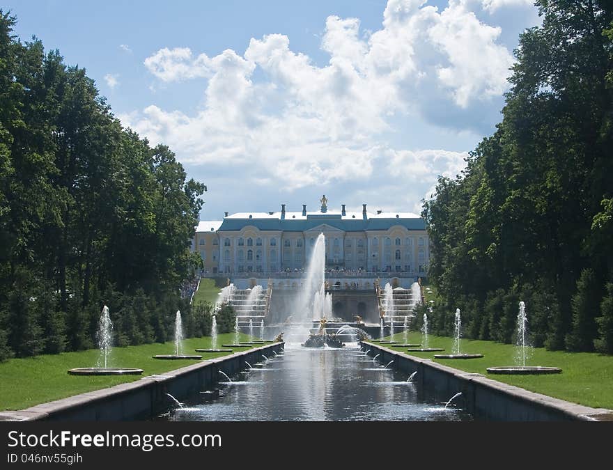 Grand cascade at Peterhof Palace garden in Pertergof, Saint-Petersburg, Russia. Grand cascade at Peterhof Palace garden in Pertergof, Saint-Petersburg, Russia.