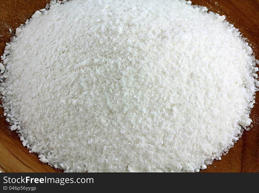 A bowl of natural and unpolluted crystal salt from the Mountain in Europe