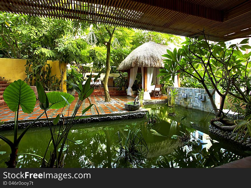 Southeast Asia style dining room