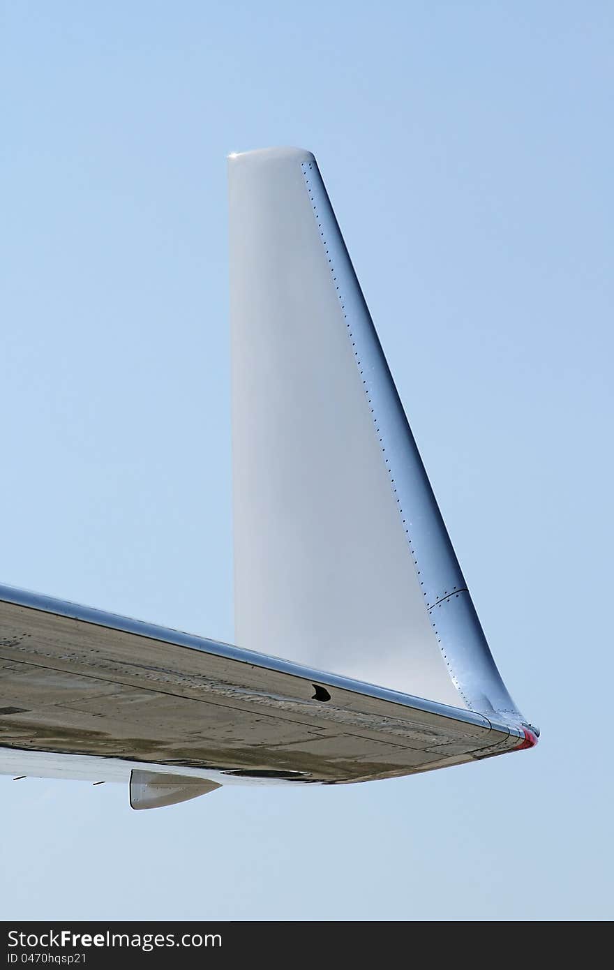 Aircraft winglet