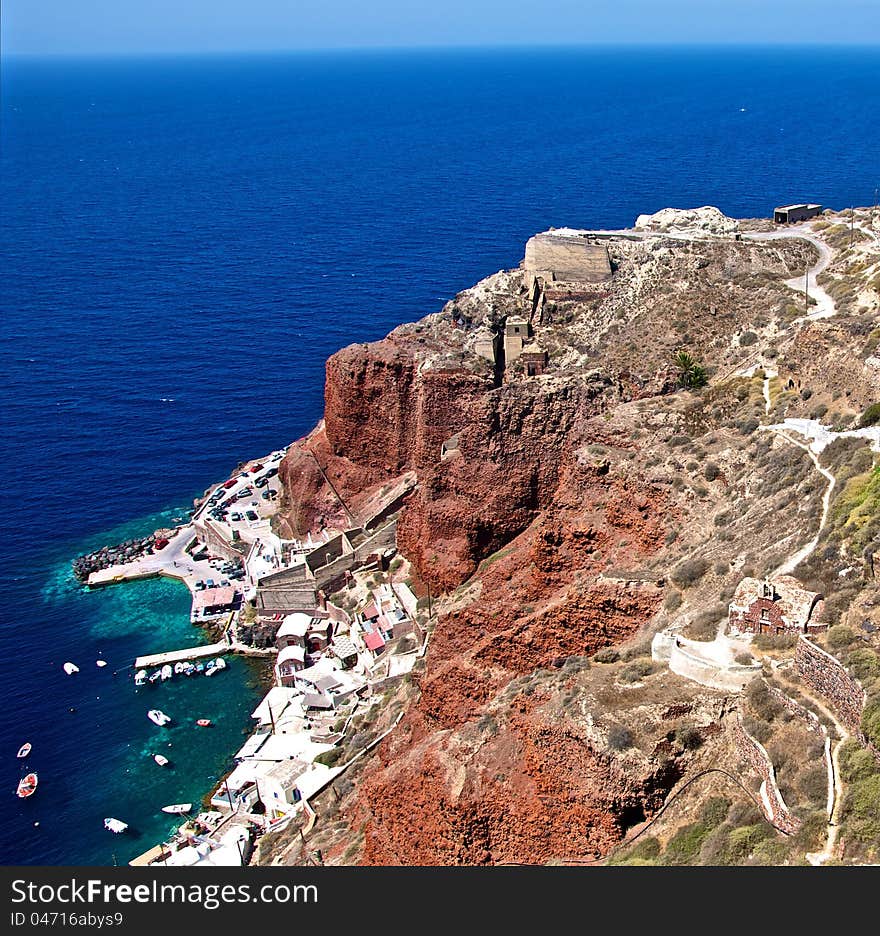 The port at the foot of the mountain.