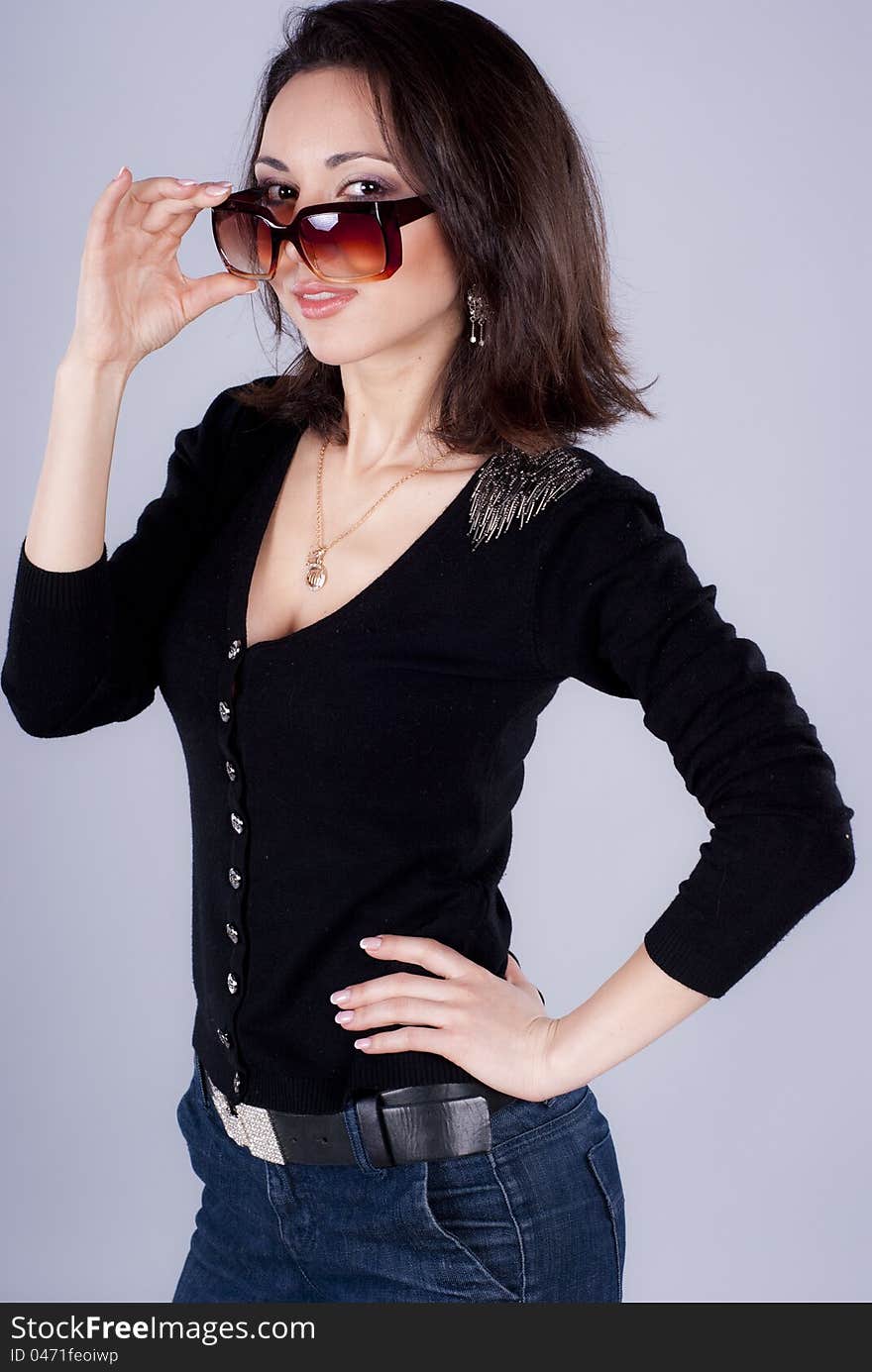 Young woman is in sunglasses