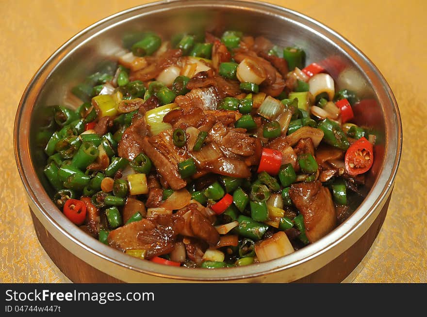 Fried beef with chili