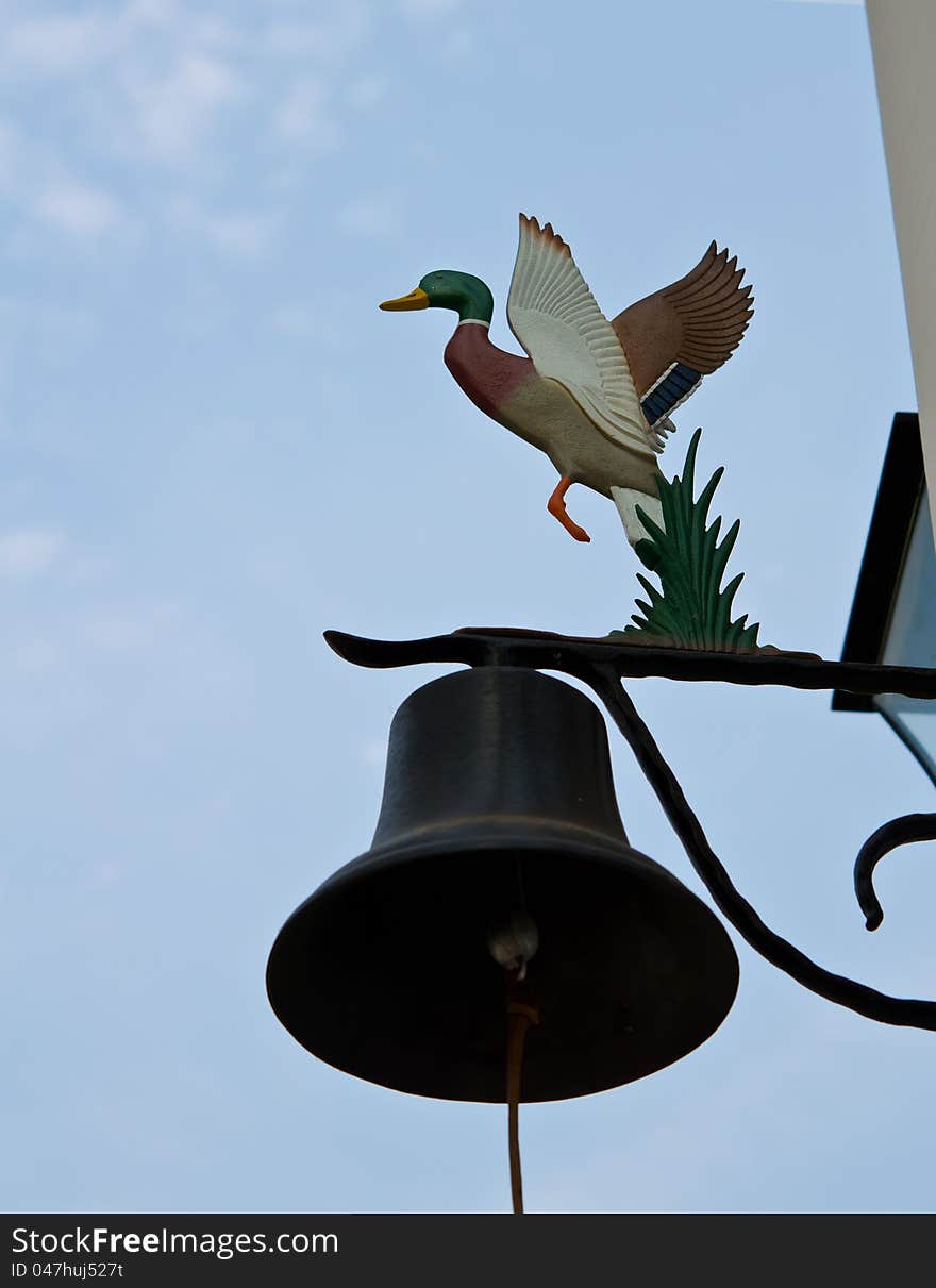 Ring the bell if you see a duck !. Ring the bell if you see a duck !