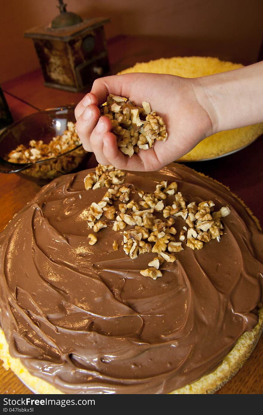 Making cream for walnut cake