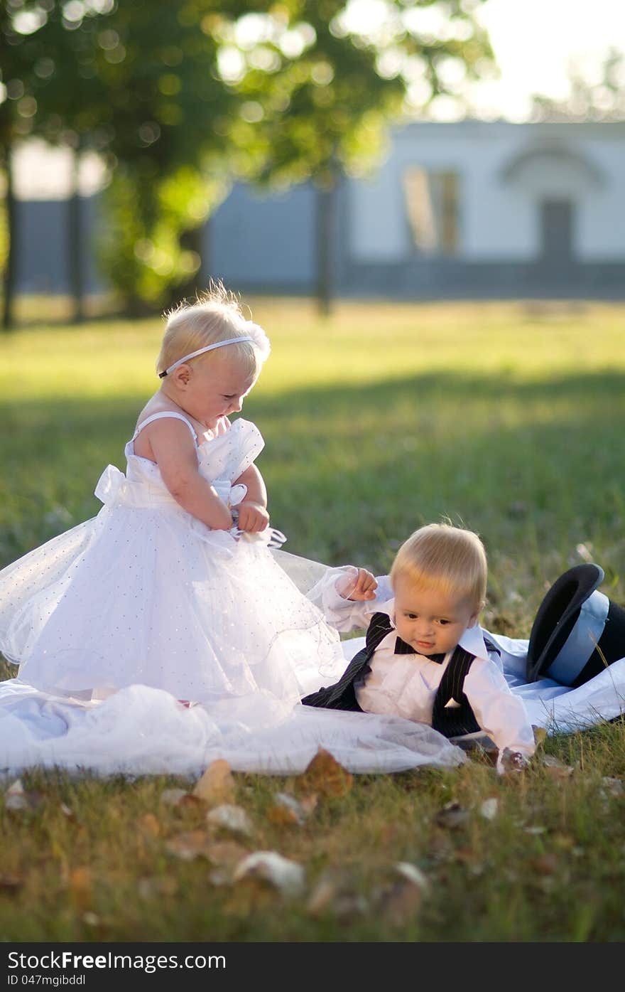 Children dressed as bride and groom