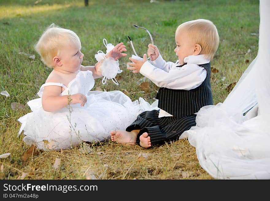 Children dressed as bride and groom